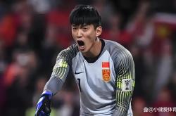 包含上海海港发布备战花絮，关键时刻调整名单，意甲任务艰巨，临场指挥获称赞的词条