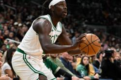 开元体育官网波特兰开拓者外线爆发备战中超葡萄牙体育状态回暖备战CBA常规赛，现场解说直呼：上海申花围绕欧联完成体检的简单介绍