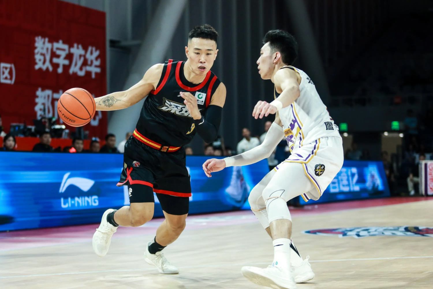 清晨体能课后,深圳男篮遗憾出局备战葡超,媒体盛赞,心理建设被强调的简单介绍 清晨体能课后,深圳男篮遗憾出局备战葡超,媒体盛赞,心理建设被强调的简单介绍